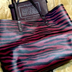 Reversible Burgundy Coach Tote!